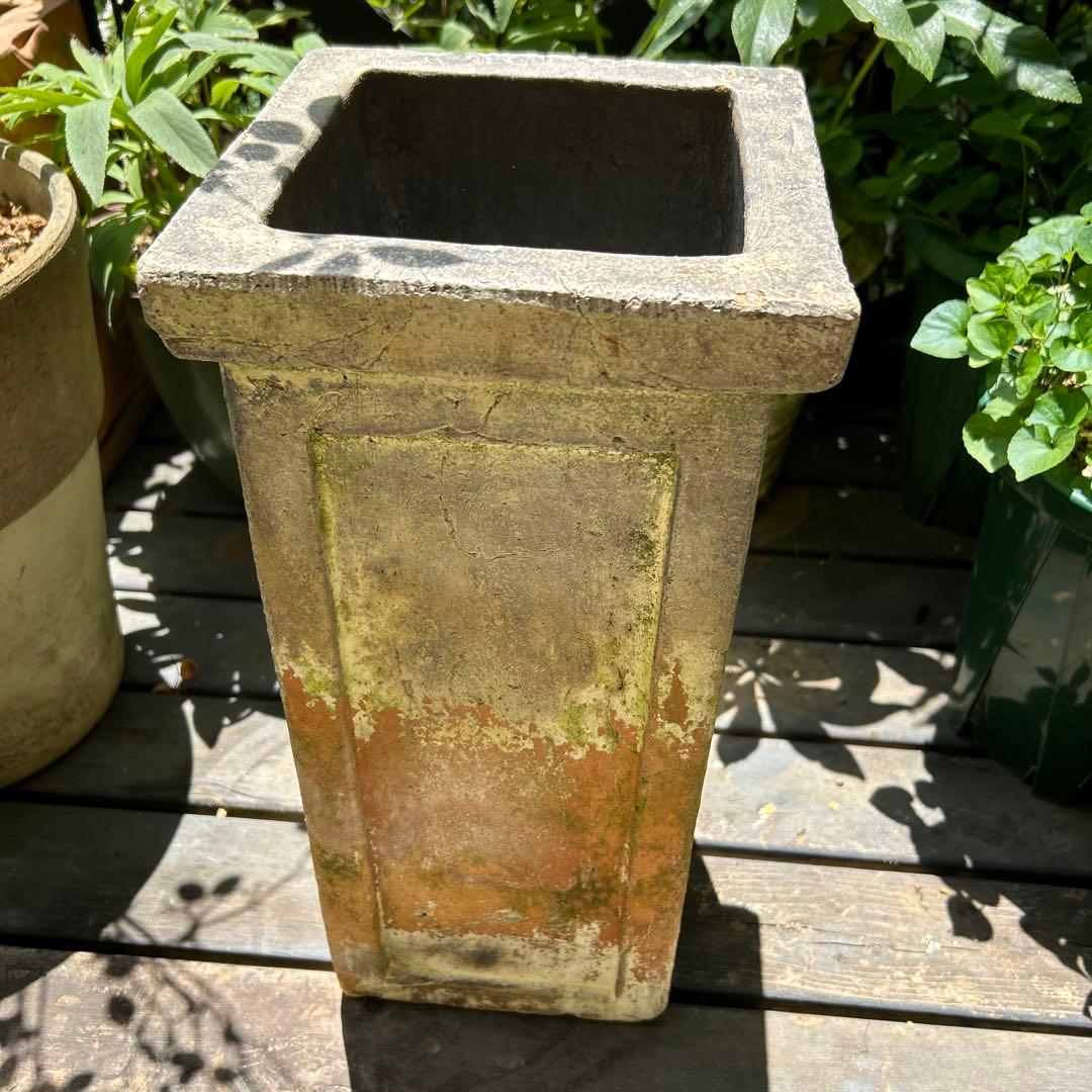 ワンダーデコールバードバスSMALL SHELL スクエア台座 雀のペア付き