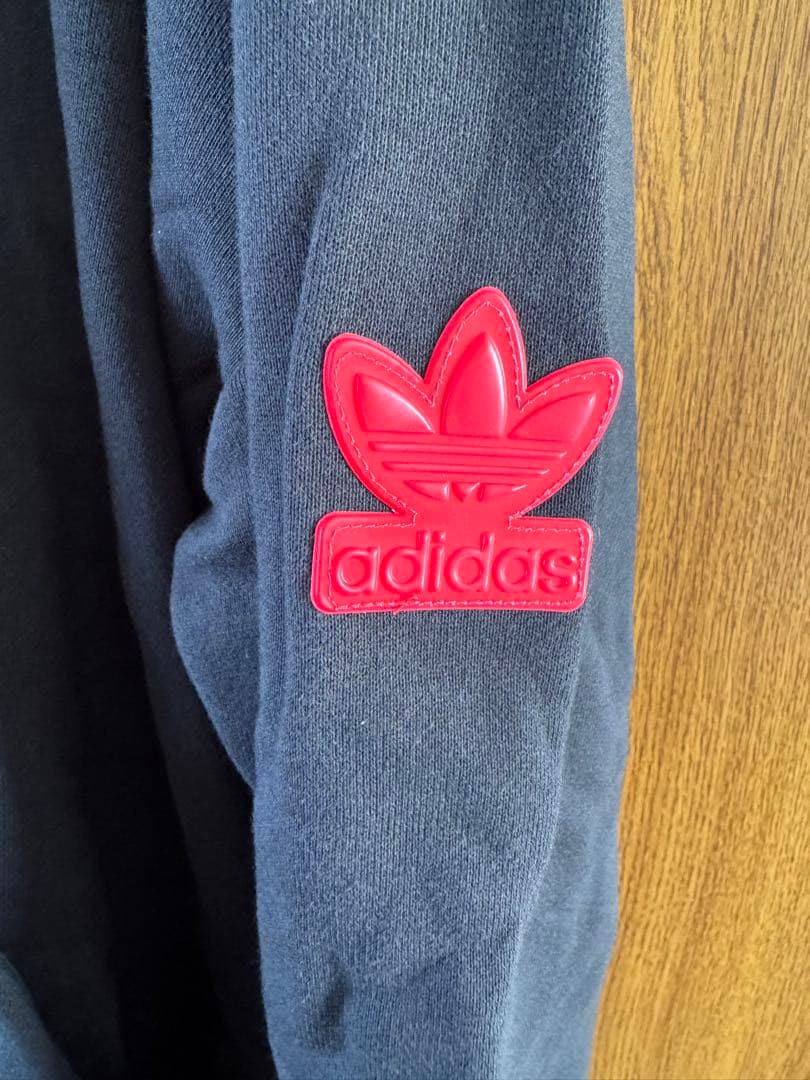 【adidas】バレンタインデーパーカー【2XO】