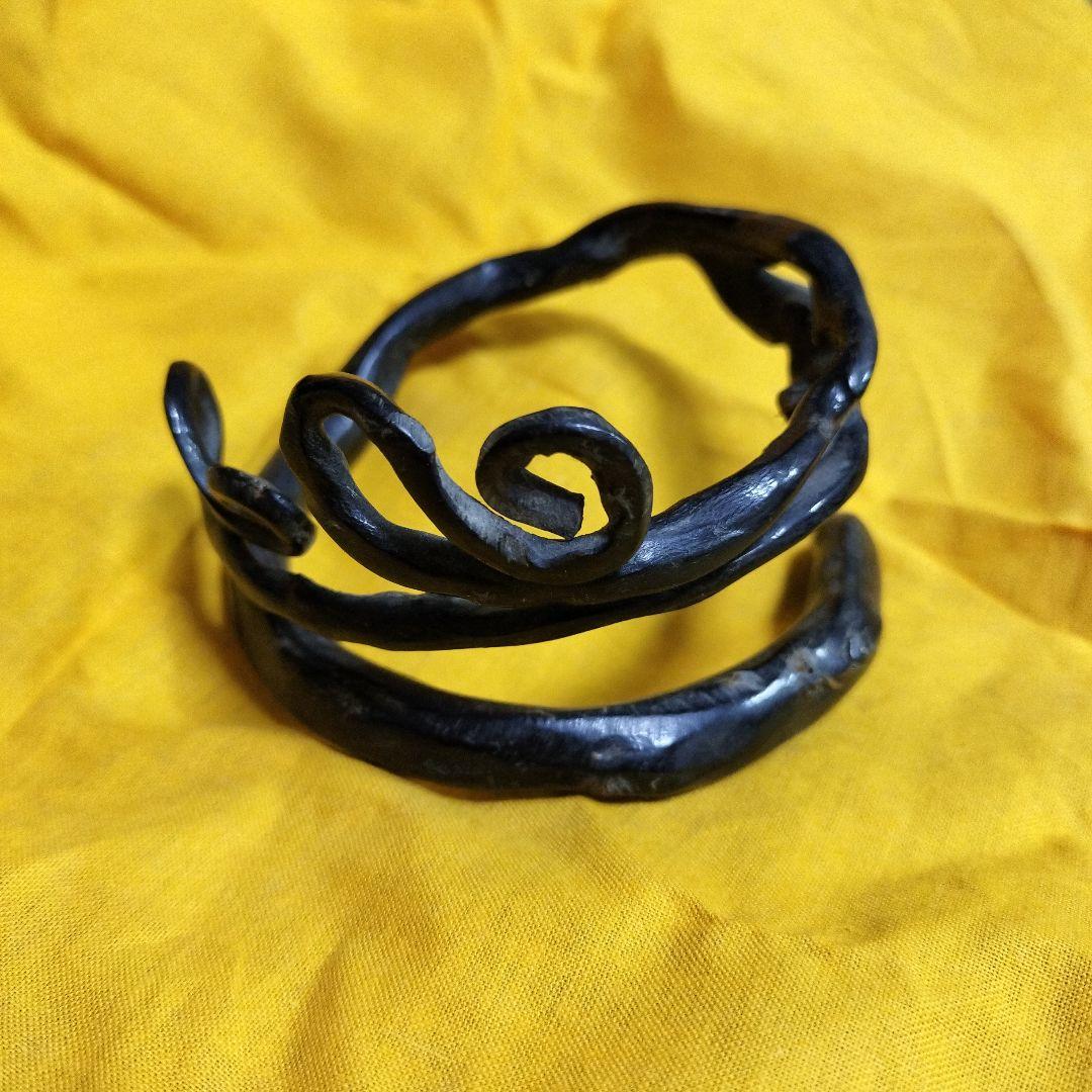 アンティーク 黒珊瑚 バングル 宝飾品 サンゴ