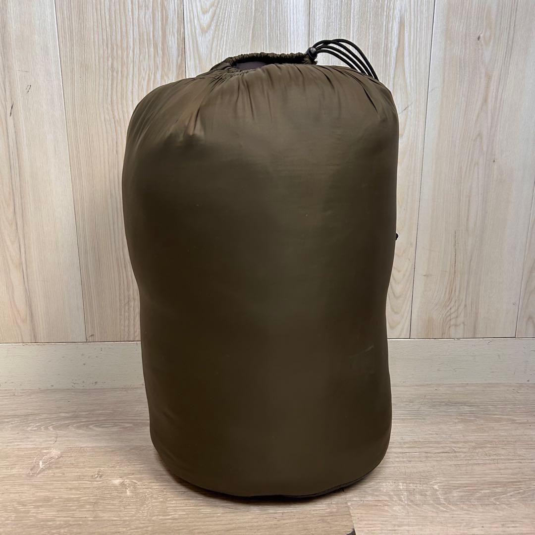 【寝袋】ナンガ VISIONPEAKS シュラフ ブラック カーキ　マミー型