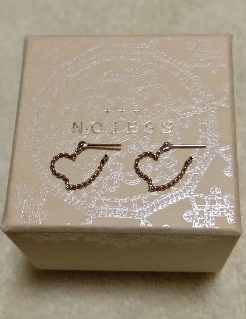 NOJESS　ハートフープピアスK10