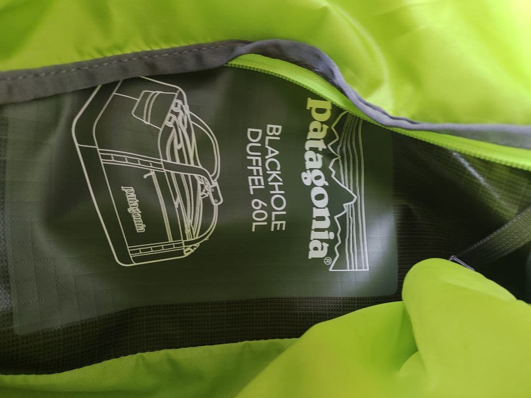 パタゴニア patagonia ブラックホール ダッフル60L