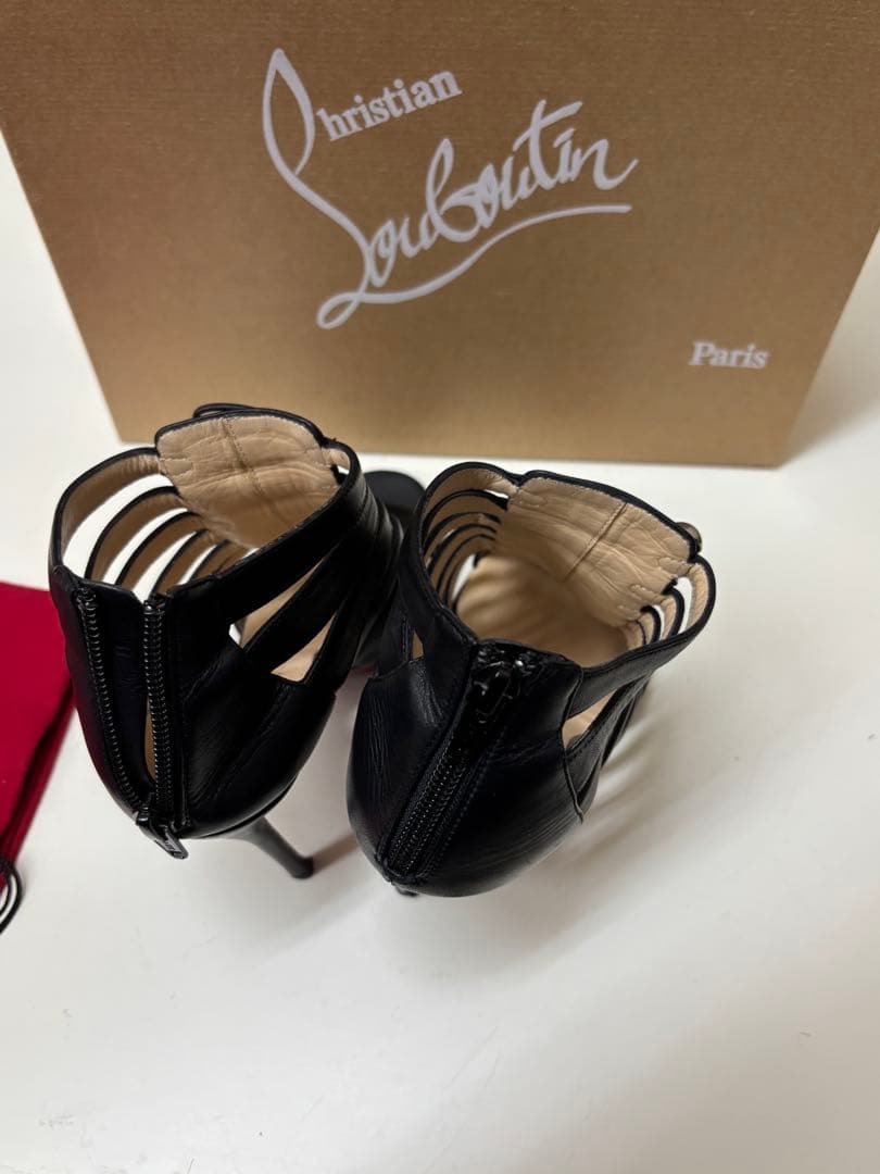 クリスチャンルブタン　レディース　パンプス