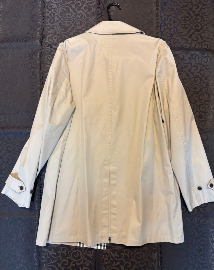 美品 バーバリーブラックレーベル トレンチコート　Lサイズ