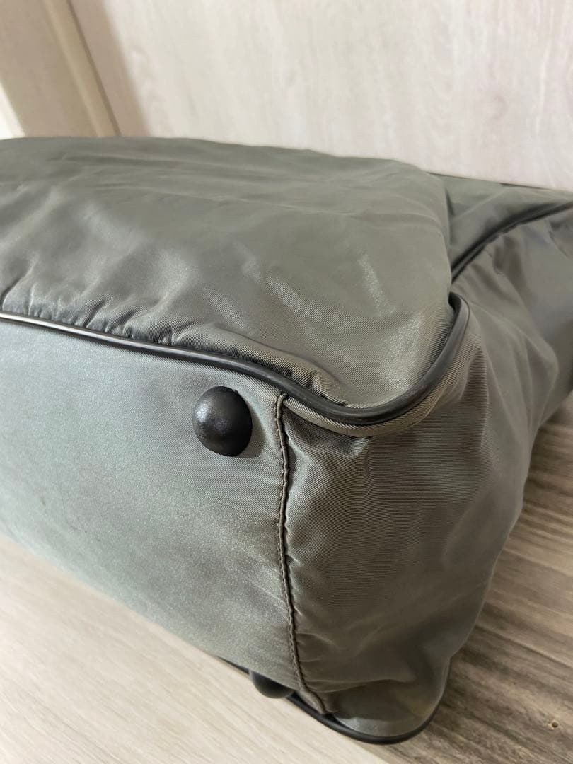 焼く PRADA スポーツ　ボストンバッグ　ナイロン　大容量　カーキ　グレー