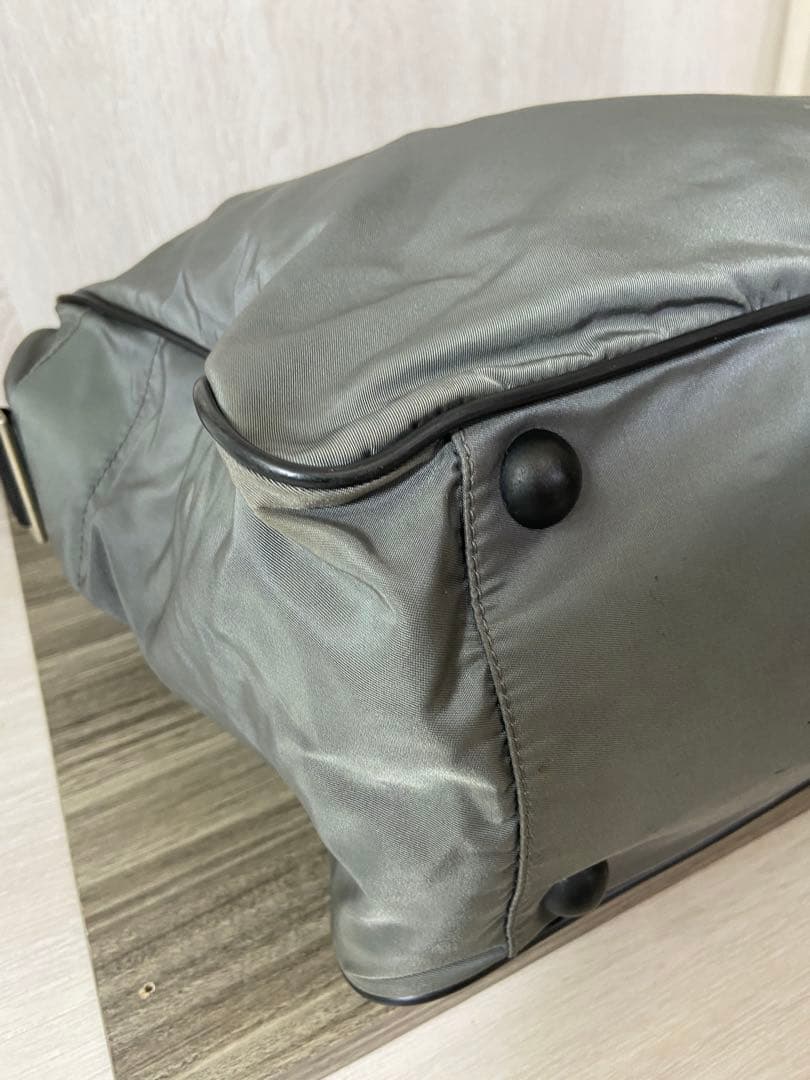 焼く PRADA スポーツ　ボストンバッグ　ナイロン　大容量　カーキ　グレー