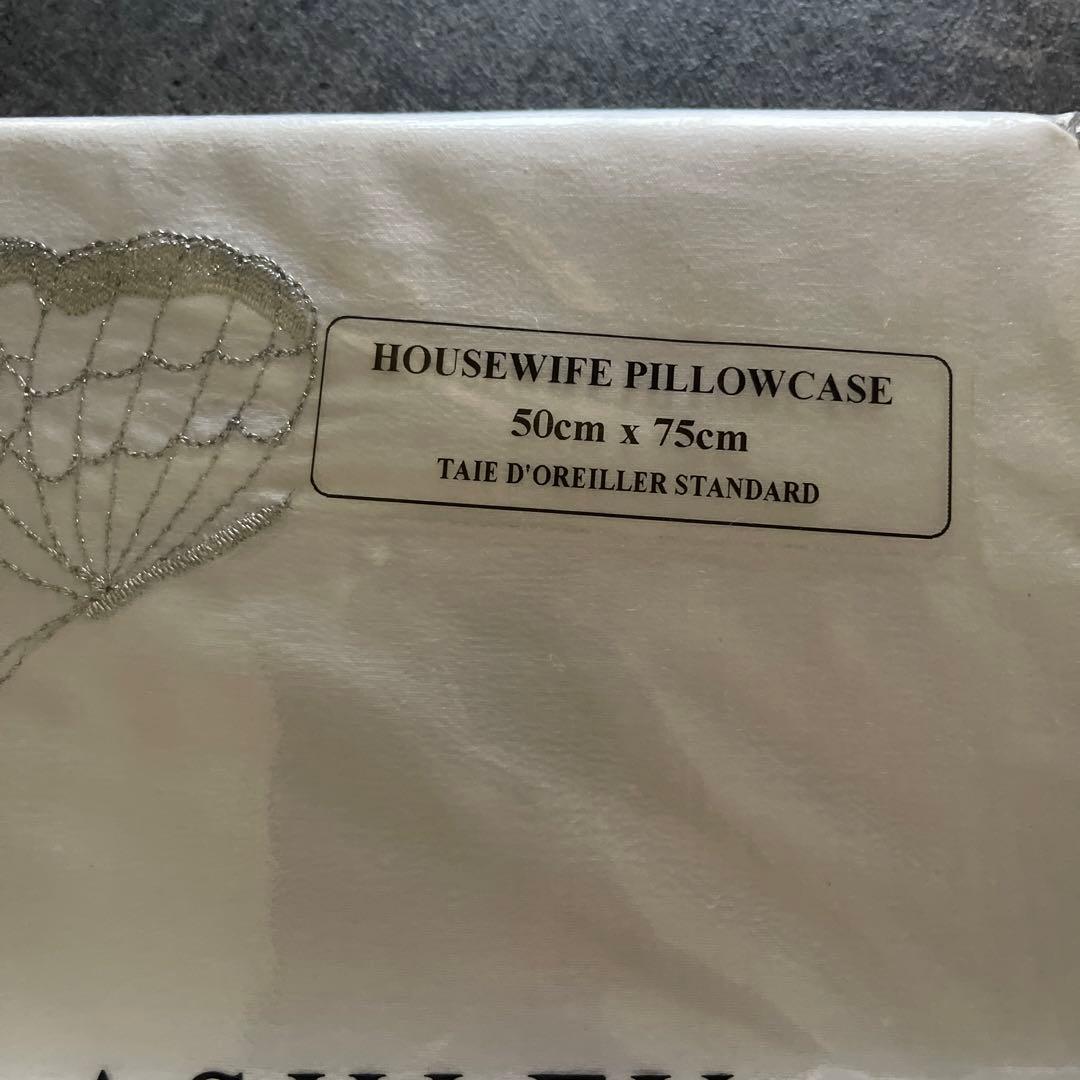 【2枚】ローラアシュレイ シルバー刺繍ピロケースセット　バタフライ　新品