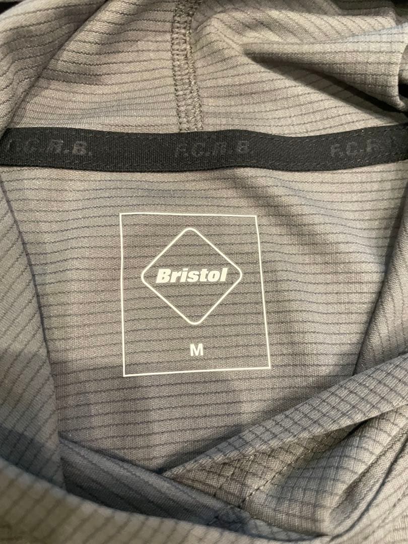 FCレアルブリストル POLARTEC フード付きトップ　Mサイズ