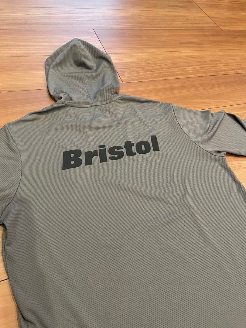 FCレアルブリストル POLARTEC フード付きトップ　Mサイズ