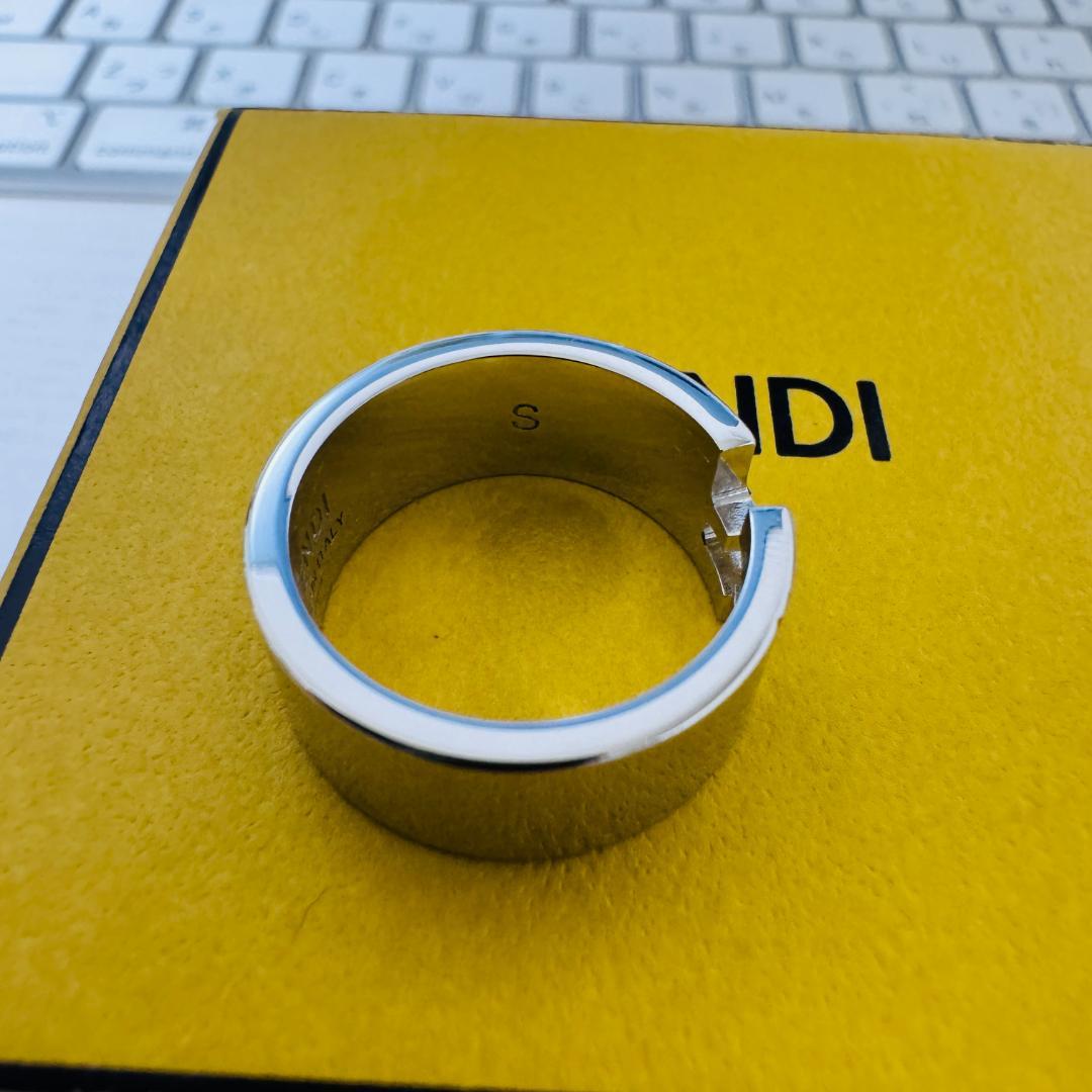 美品　FENDI フェンディ　FFリング　ズッカ　Sサイズ　箱付　18号