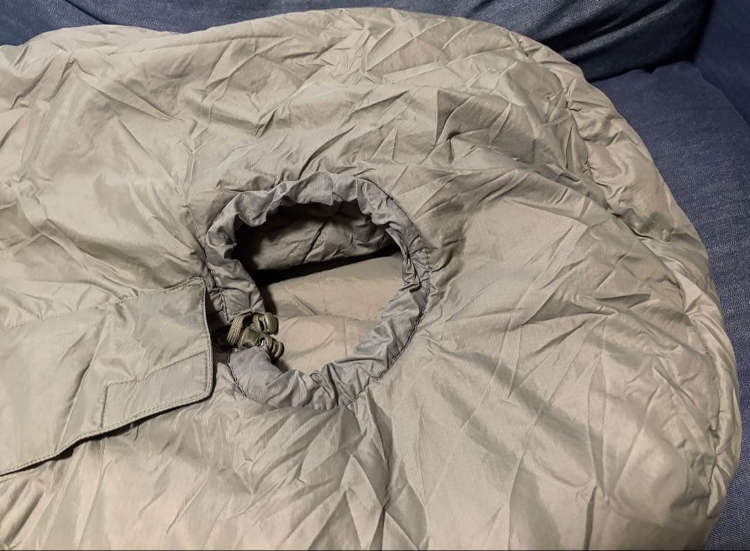 CARINTHIAカリンシア 【DEFENCE 4】オリーブ Mサイズ