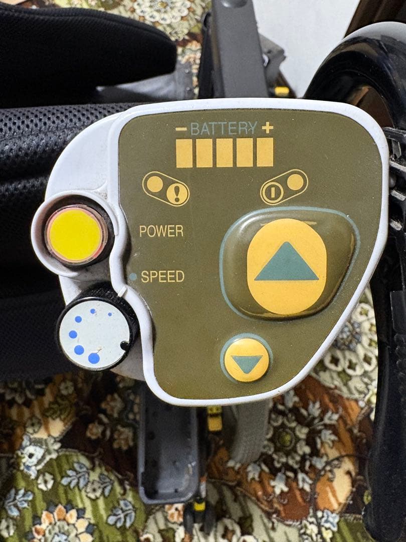 YAMAHA. 中古電動車椅子　折りたたみ可能！①