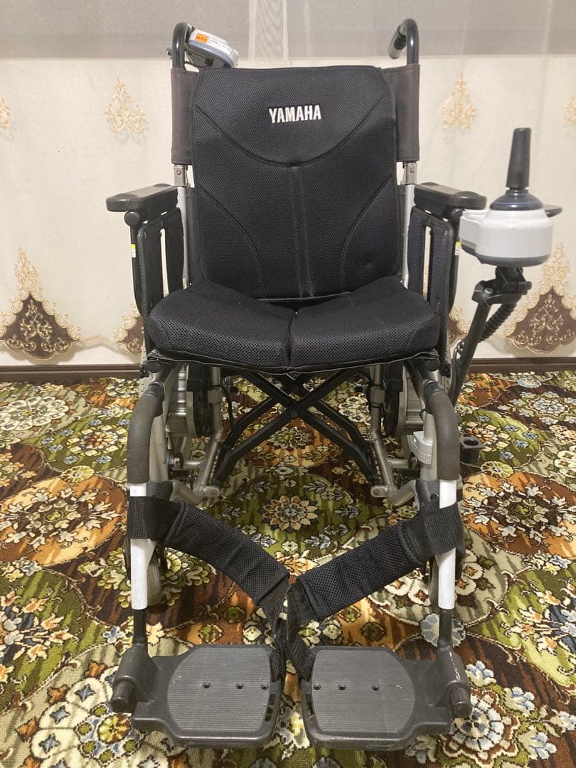 YAMAHA. 中古電動車椅子　折りたたみ可能！①
