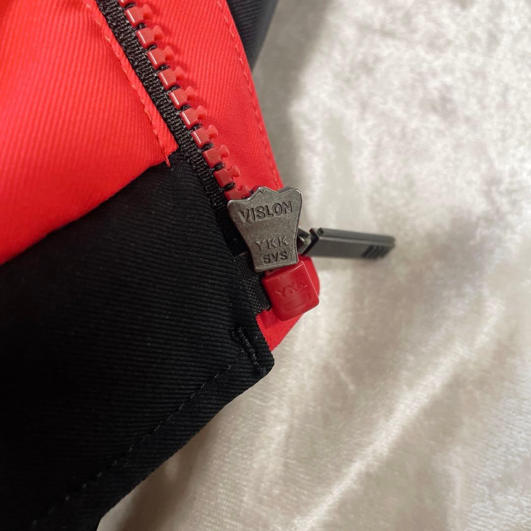 デサント　DESCENTE ロゴ　スノージャケット　スキー　ウィンタースポーツ