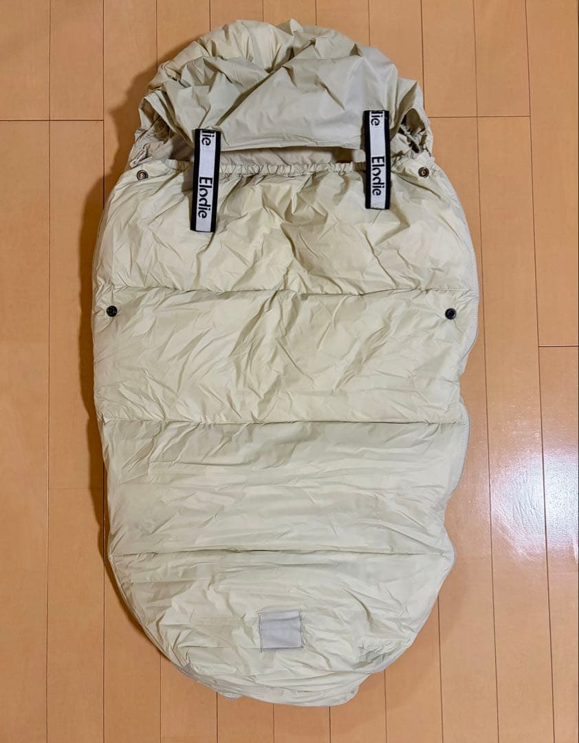 エロディ Elodie ライトダウン フットマフ Lily White