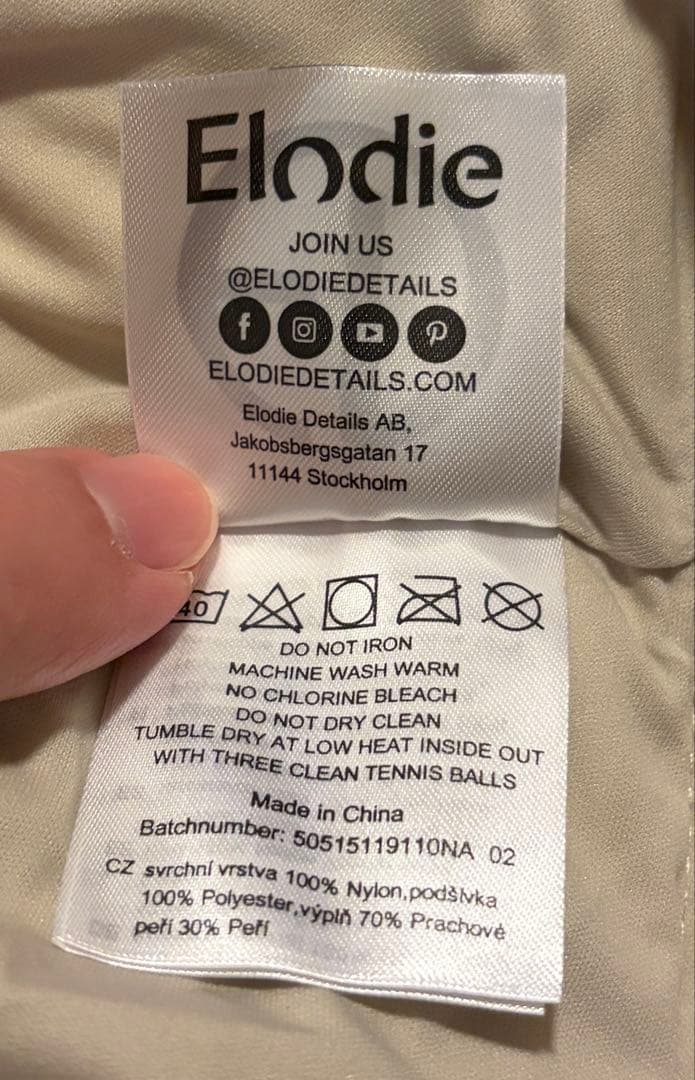 エロディ Elodie ライトダウン フットマフ Lily White