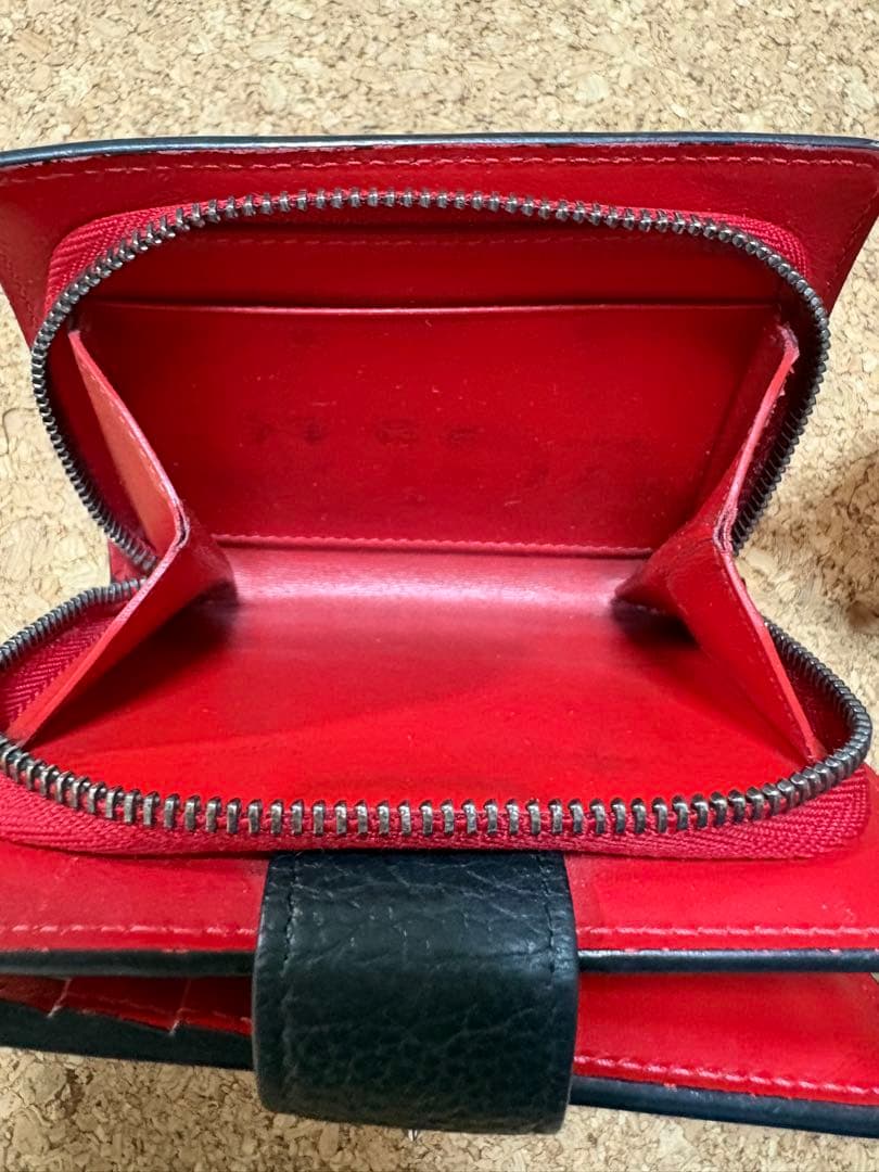 Christian Louboutin パロマ 二つ折り財布 ブラック/レッド