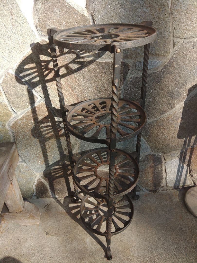 ポットスタンド　アイアン　アガベ　サボテン　プランターラック　園芸　ガーデン