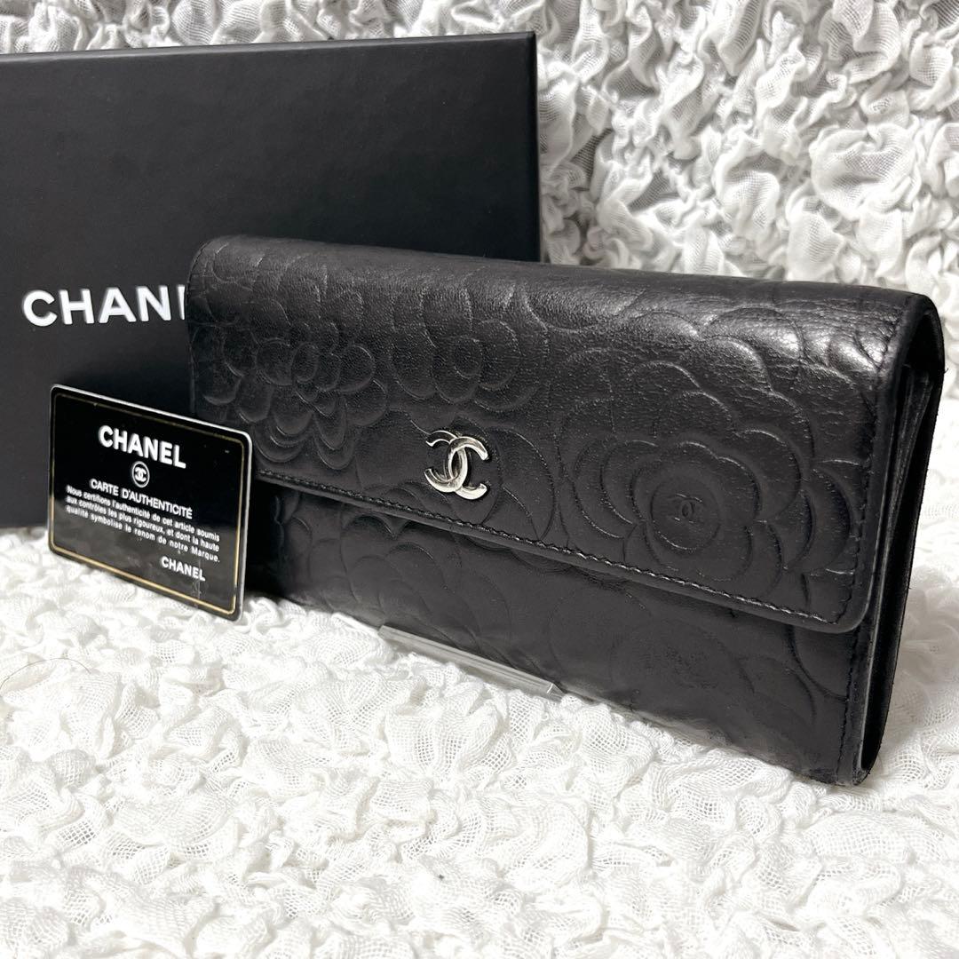 美品✨CHANEL シャネル ラムスキン カメリア 二つ折り財布　シルバー金具