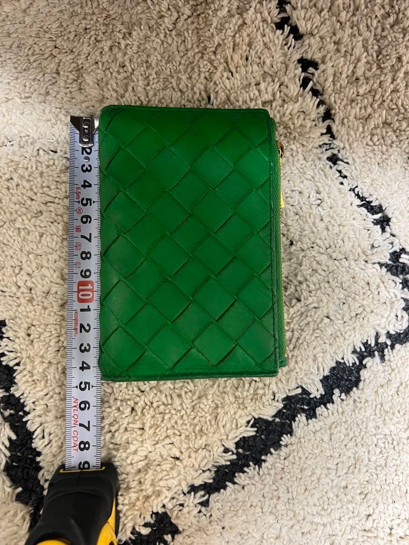 BOTTEGA VENETA グリーン 二つ折り財布