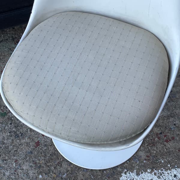 knoll チューリップチェア　ノール　エーロサーリネン　デザイナーズチェア