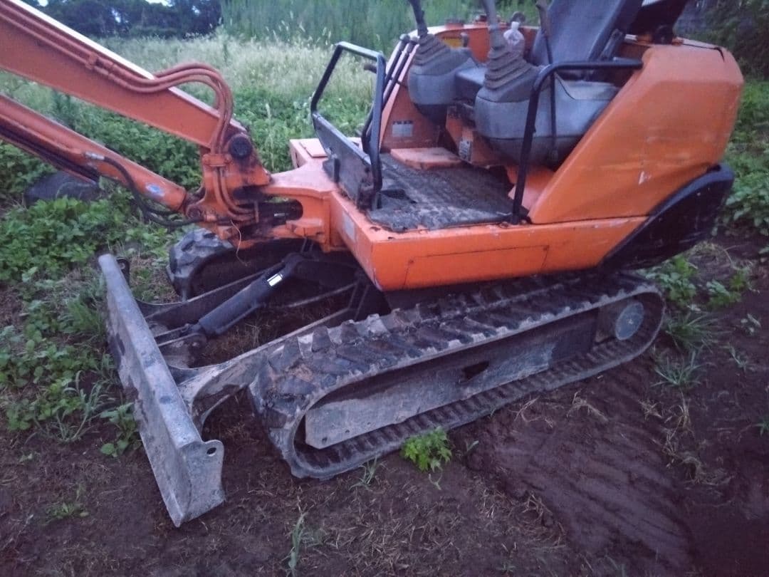 ユンボ　バックホー　北越　EX25