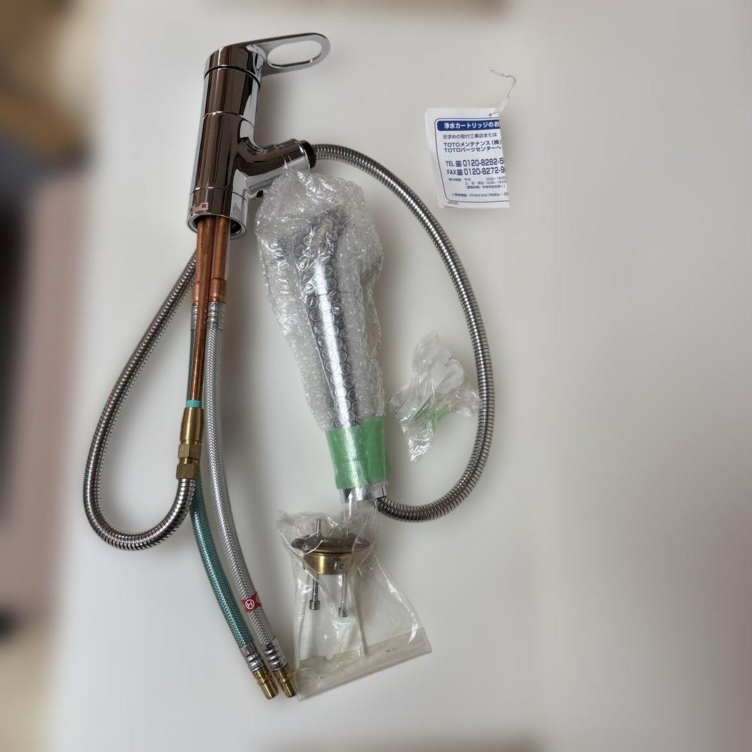 TOTO キッチン用水栓 浄水器内蔵形 シングルレバー混合水栓 TKGG38E