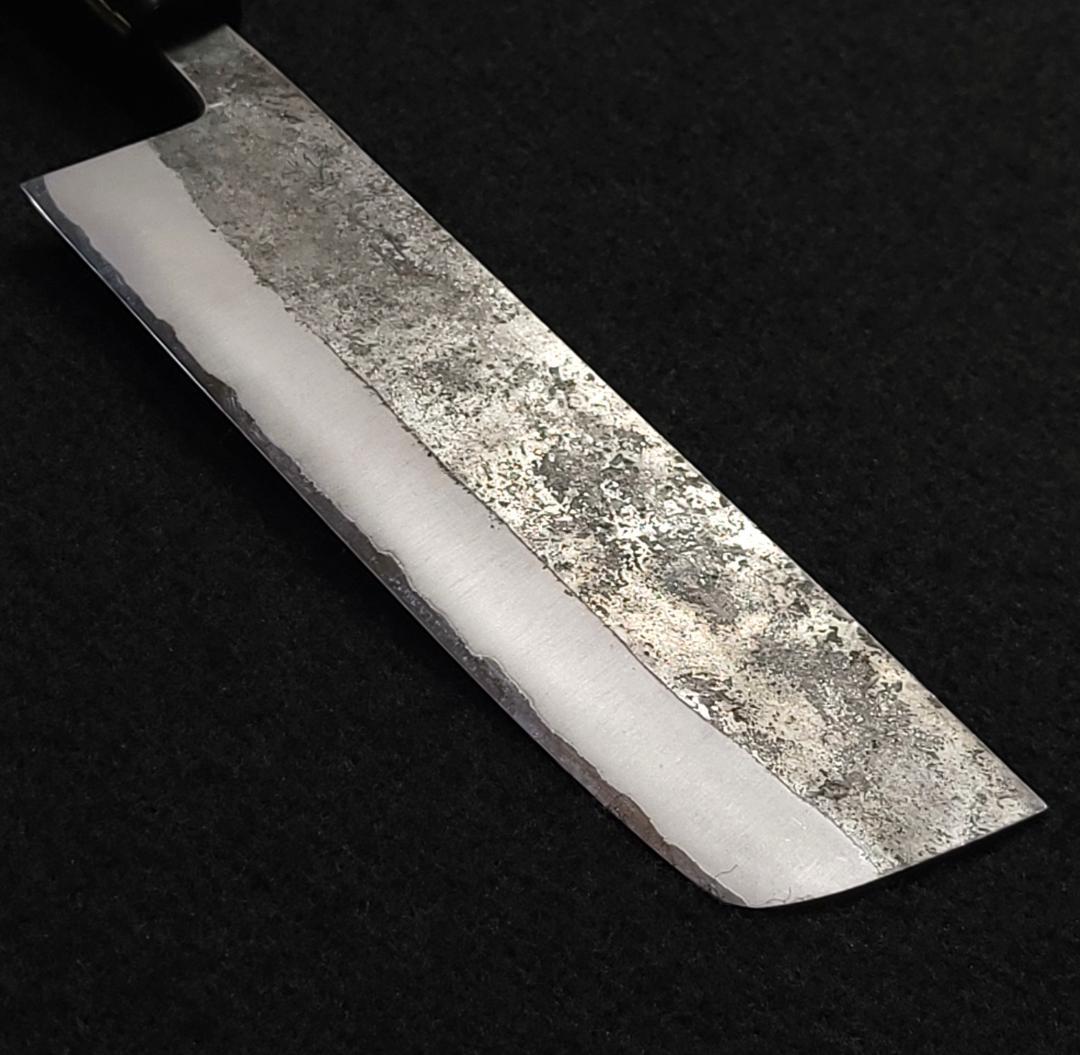 青紙２号クラッド　黒打　菜切型万能包丁160㎜　焼柄　G1635