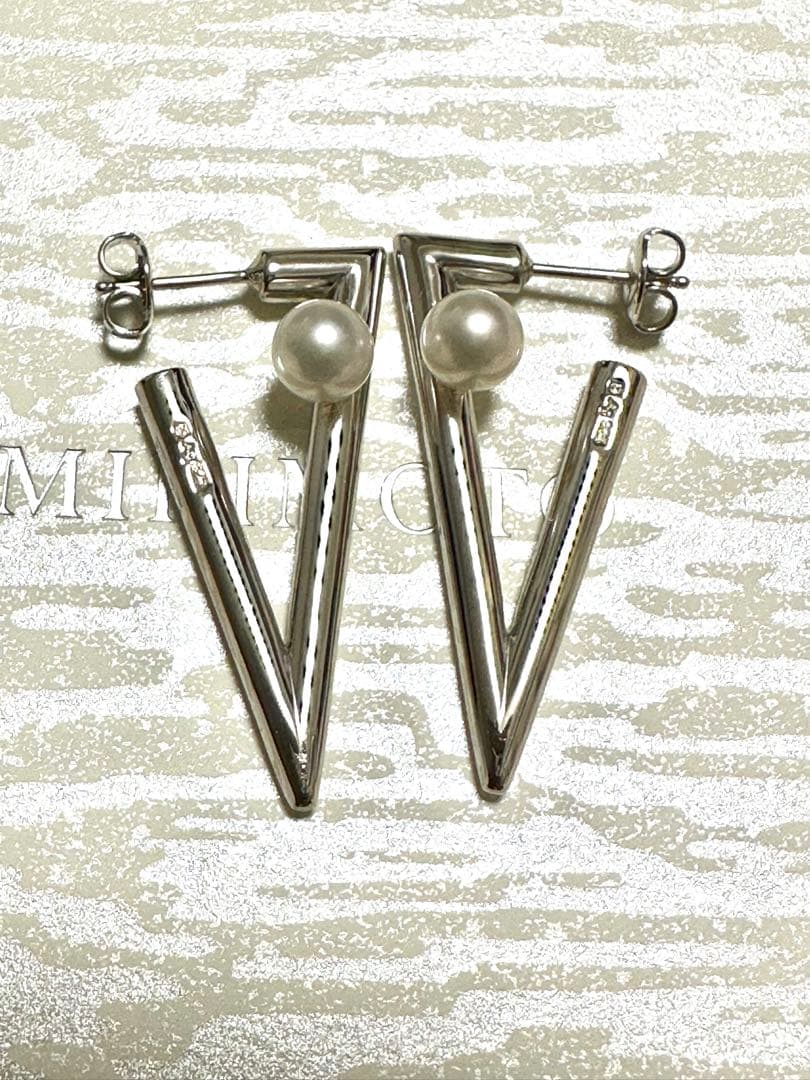 ミキモト　MIKIMOTO ブイコード　Vコード アコヤ真珠　ピアス　パール