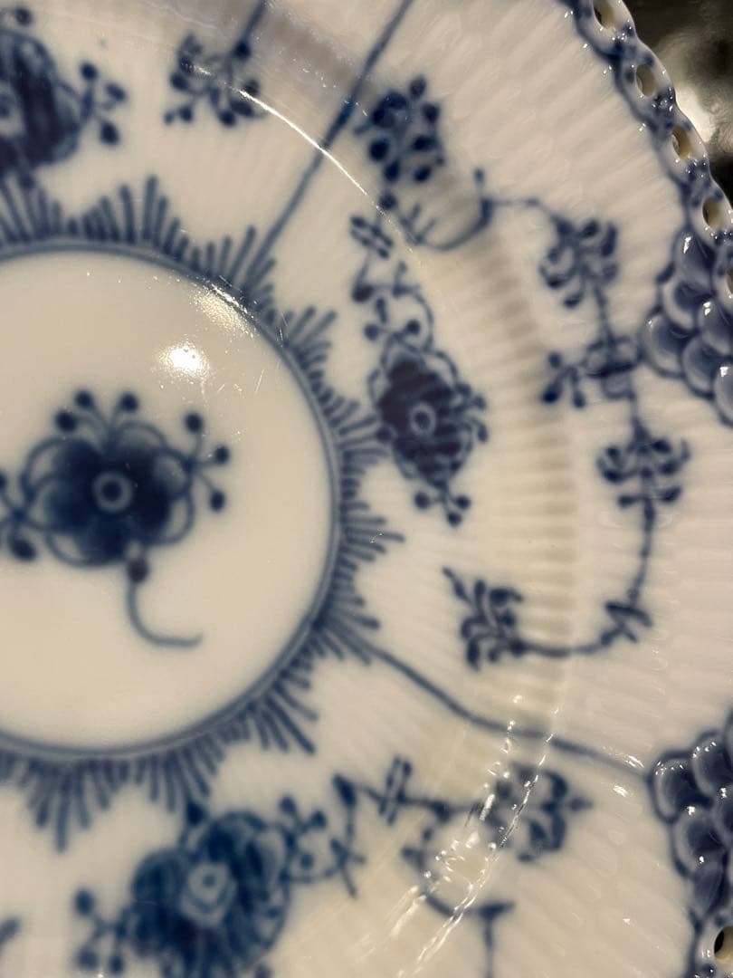 ロイヤルコペンハーゲン ブルーフルーテッド フルレース プレート 15cm