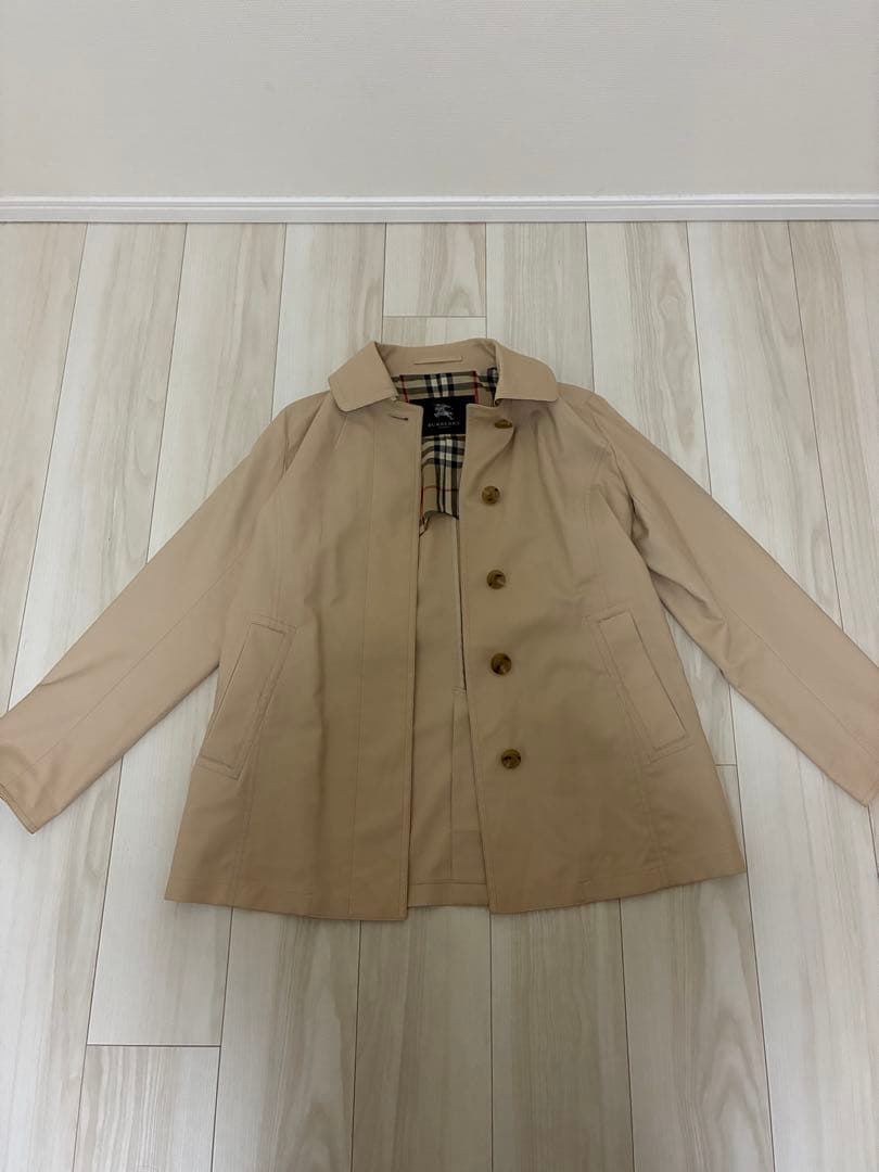 BURBERRY ベージュ トレンチコート