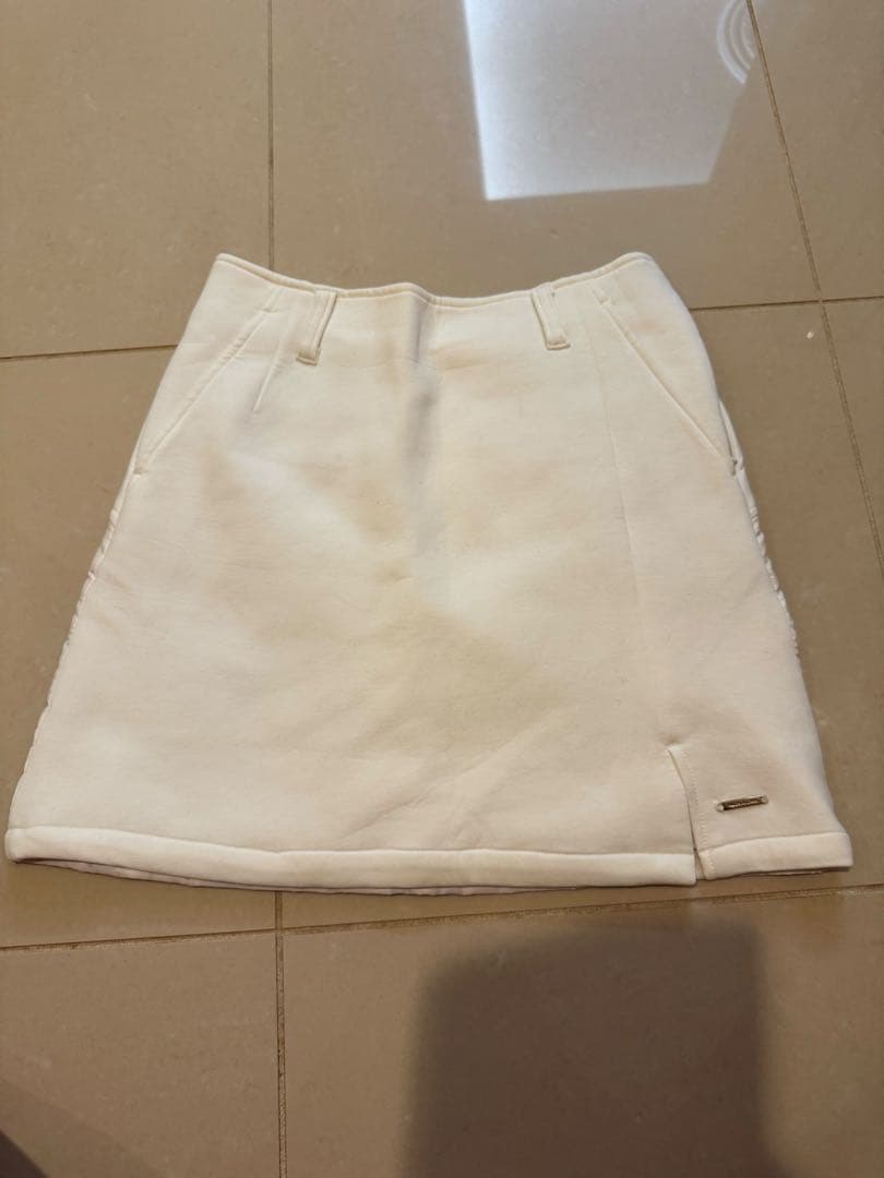 MARK & LONA ホワイトスカート 38サイズ