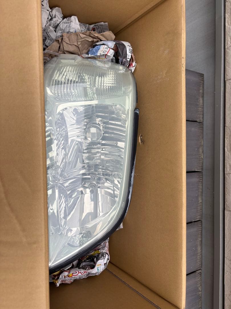 17クラウン ヘッドライト