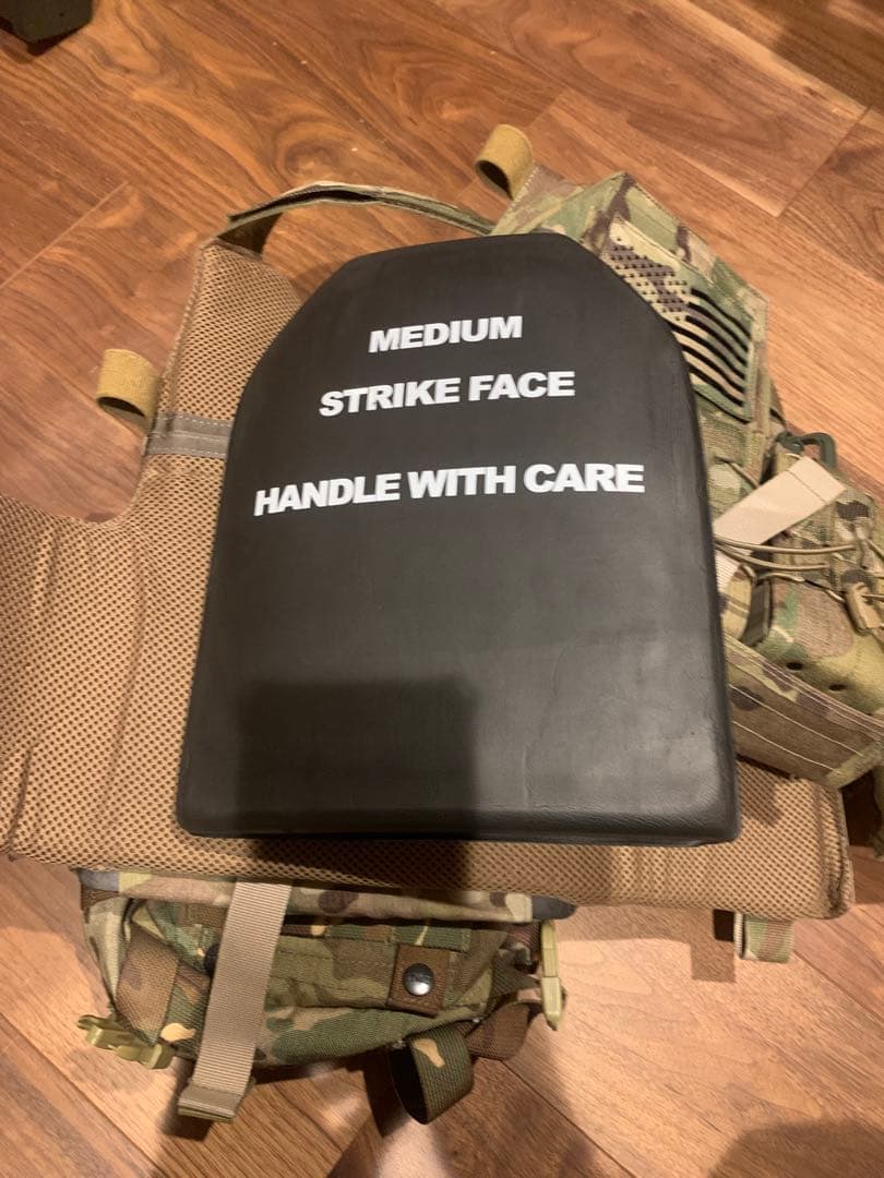 マルチカムプレキャリ