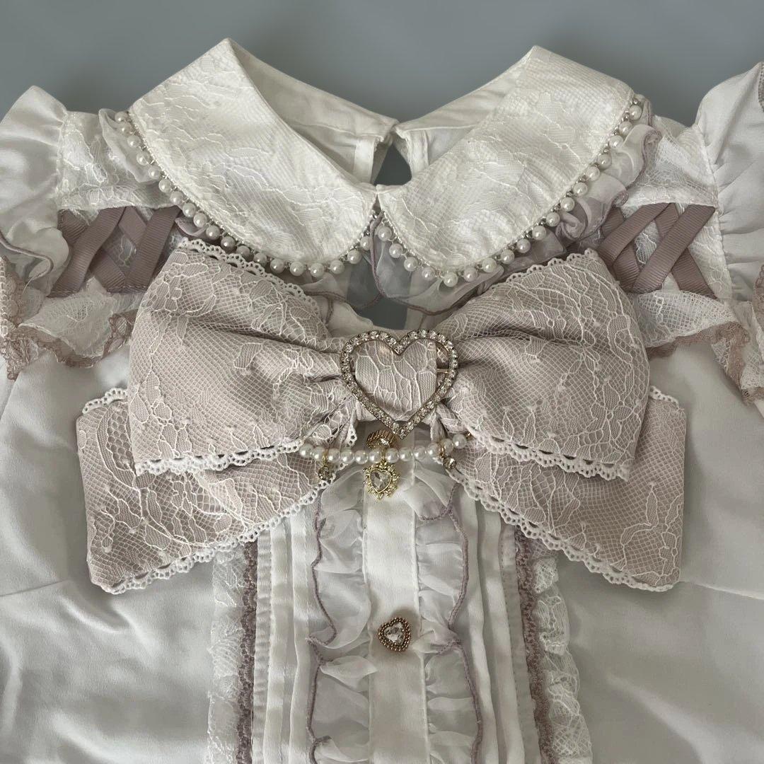 リズリサ　オープンショルダーフリルブラウス　LIZLISA ピンクホワイト