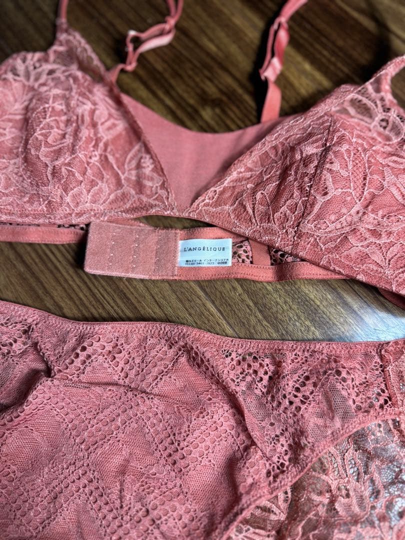 ノンワイヤーブラレースショーツセット Mサイズ