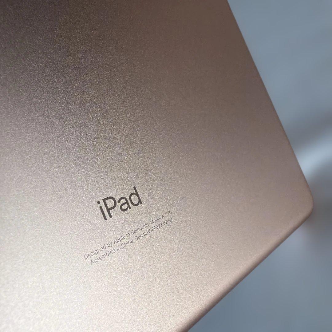 【使用頻度極小】iPad本体 第8世代 10.2インチ 128GB バッテリー良