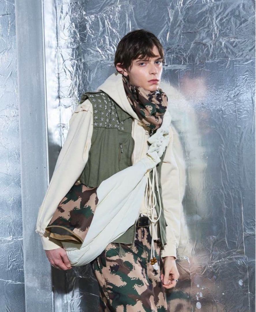 a2o 完売品　ワイドギャザーショルダーバッグ アイボリー　あおば