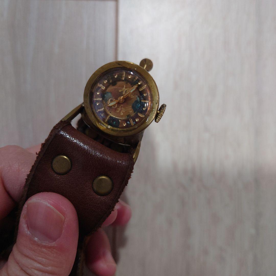 ユニークデザインの真鍮腕時計　手作り時計