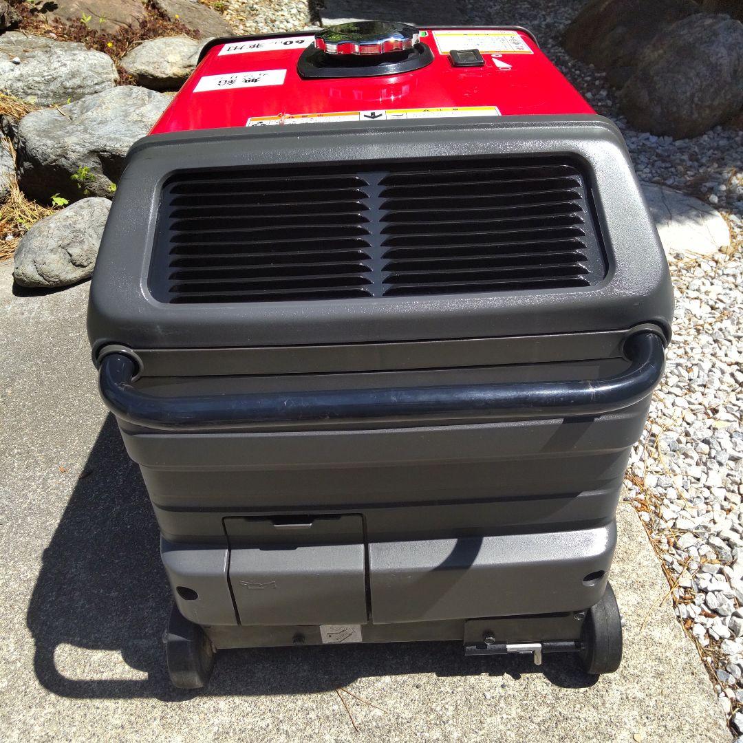 ホンダ 発電機 HONDA EU28is インバーター