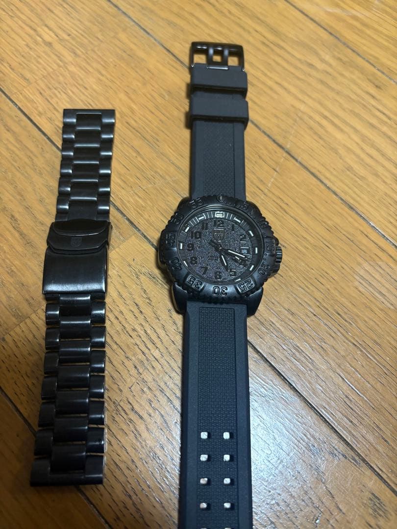 Luminox ブラック ラバーベルト 時計　純正メタルベルト付
