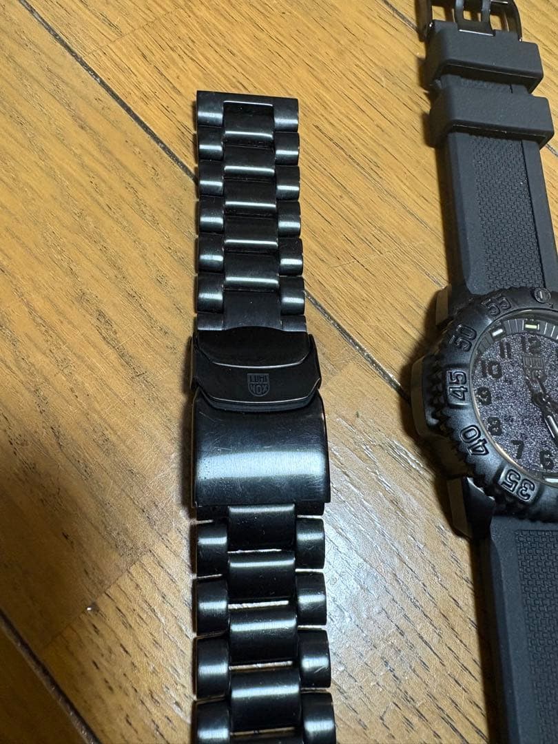 Luminox ブラック ラバーベルト 時計　純正メタルベルト付