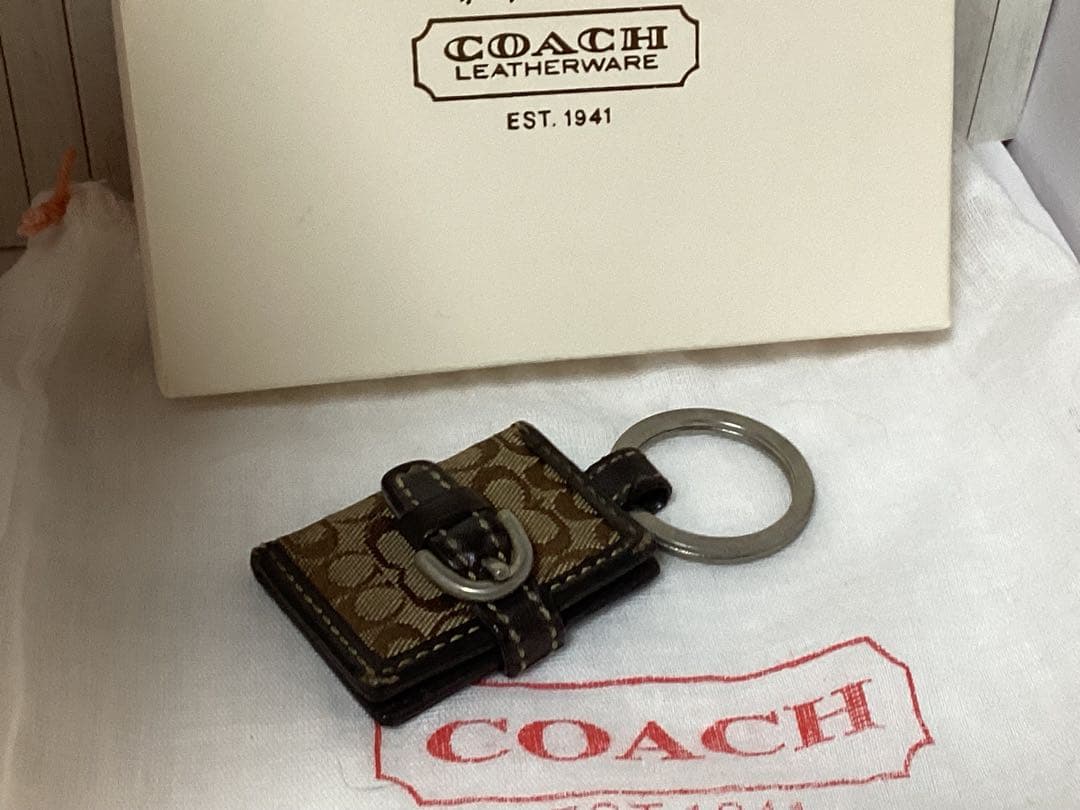 コーチCOACH ロゴ入りキャンバスキーホルダー写真入れ手帳型本物