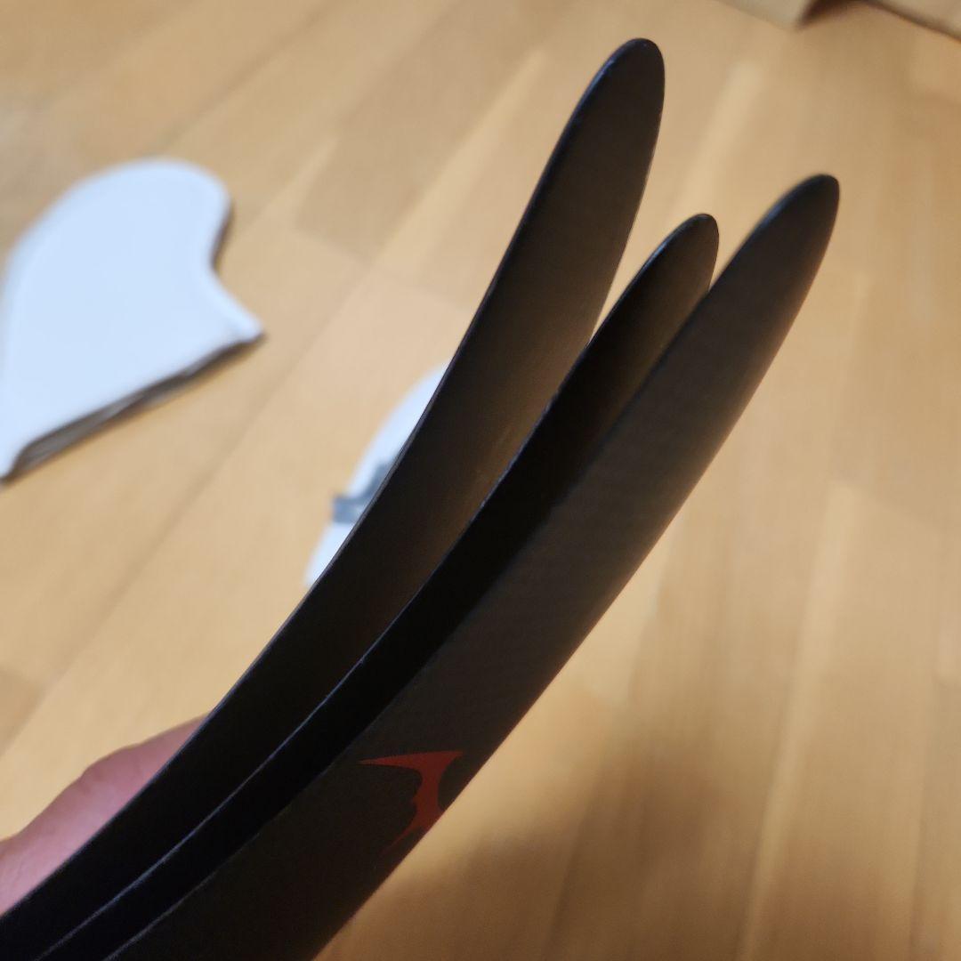 カーボンフィン　 トライ、クワッドフィンセット TERROR激安に！