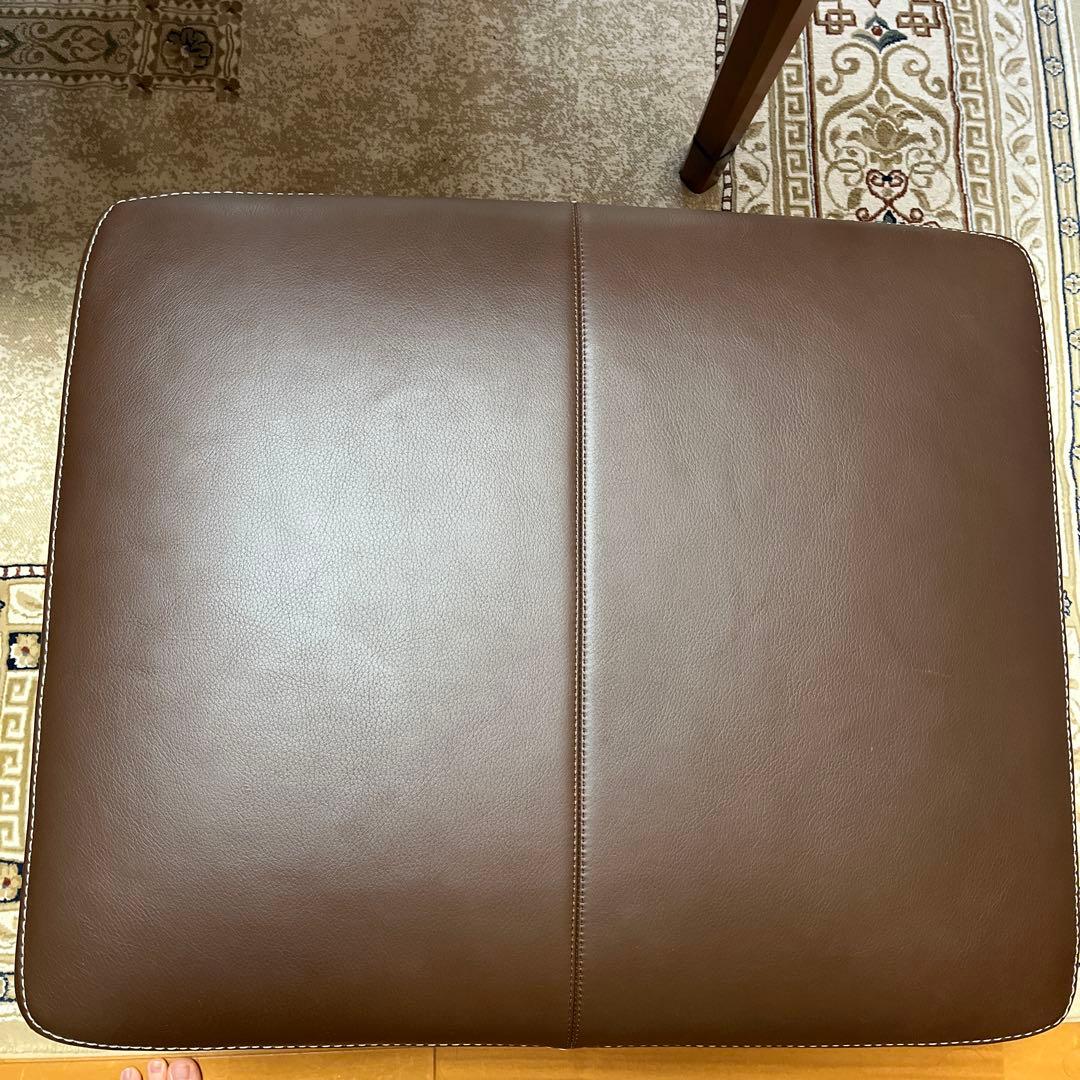 カリモク　レザー　本革　スツール　オットマン