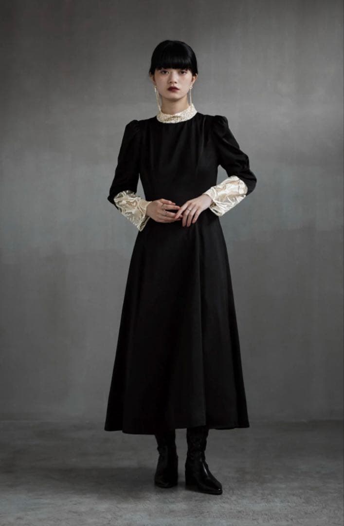 etoll. バック刺繍ブラックドレス