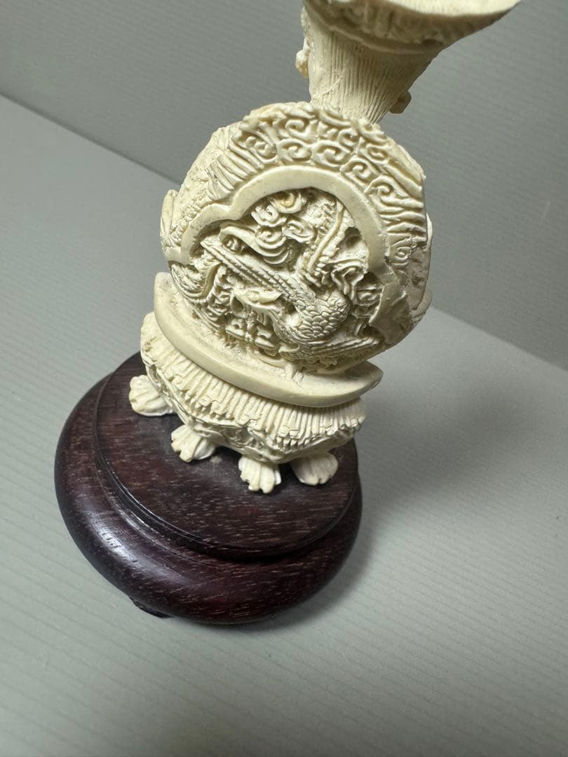 2102  皇帝像　彫刻  古美術品　 置物　細密細工　骨董