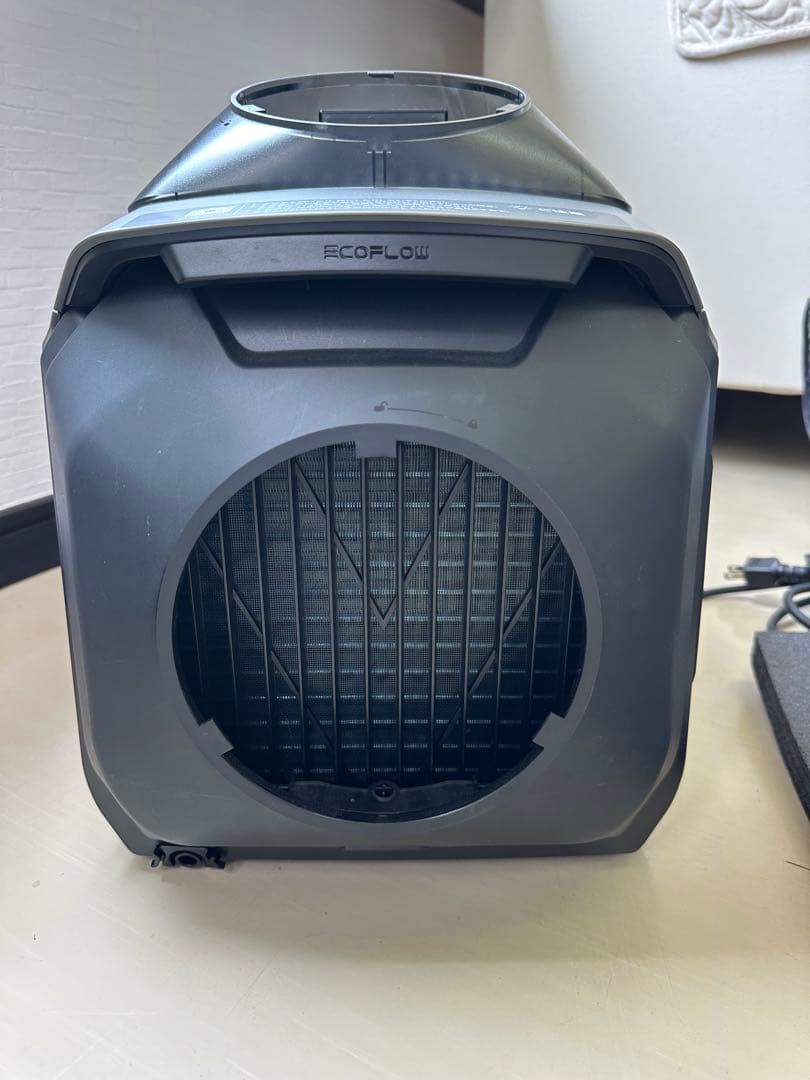 エコフローWAVE２　スマホ連携　冷房暖房付き 新品並び状態