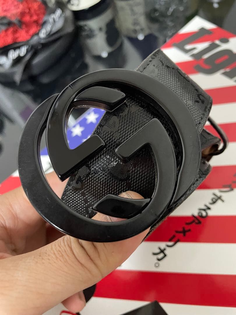 ラ*ト様 GUCCI レザーベルトGGロゴ