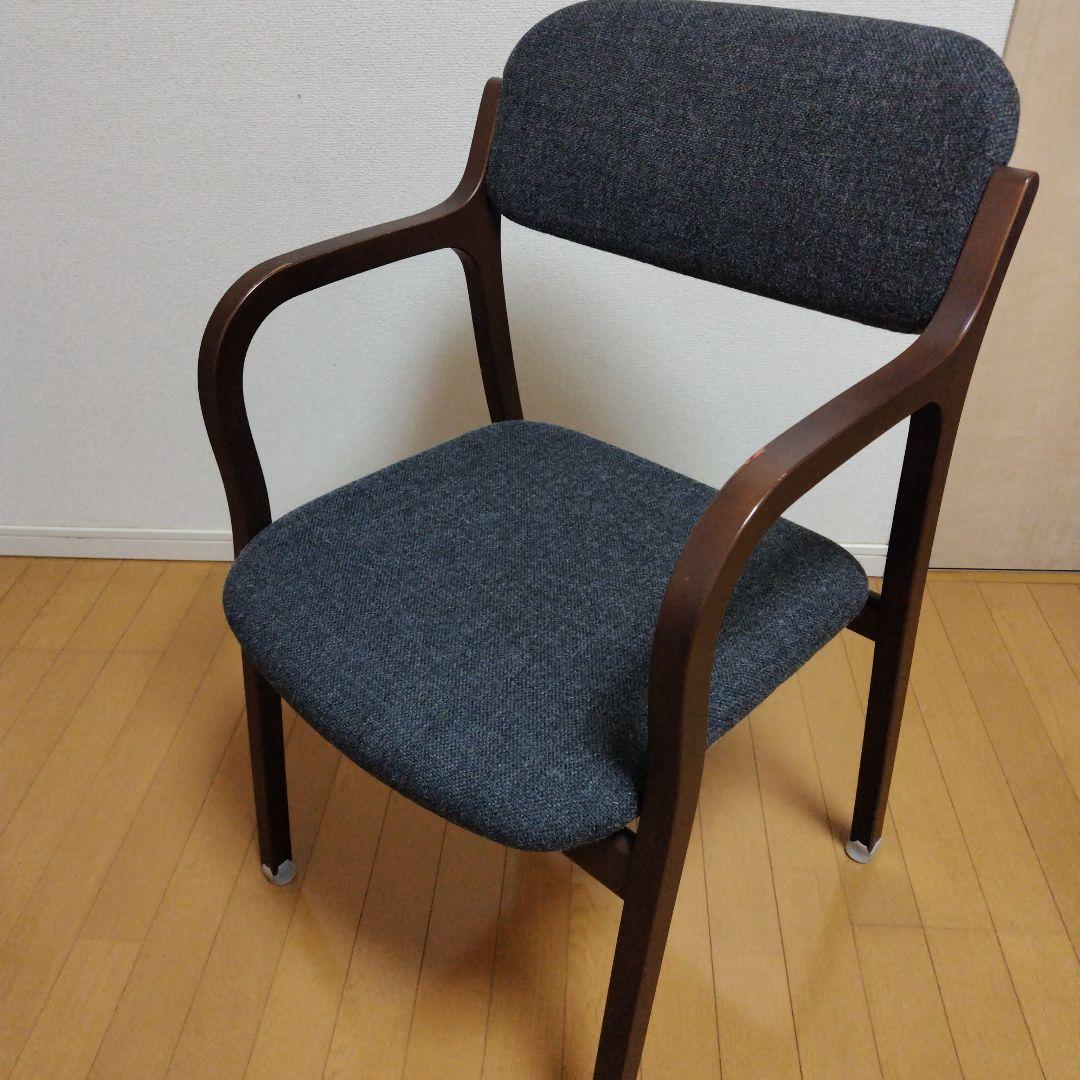 オカムラ　ダイニングチェア　キャンティーン